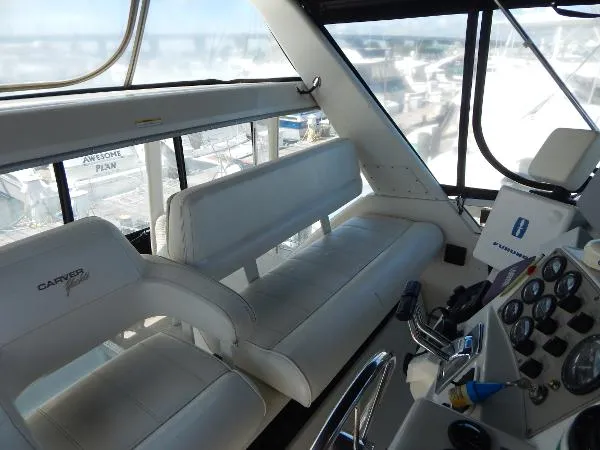 Slide: The Image of Carver Yachts 400 Cockpit Motor Yacht 1997 - 11