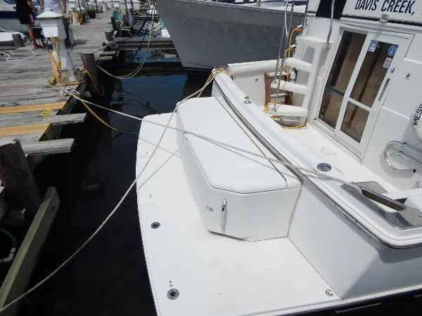 Slide: The Image of Carver Yachts 400 Cockpit Motor Yacht 1997 - 2