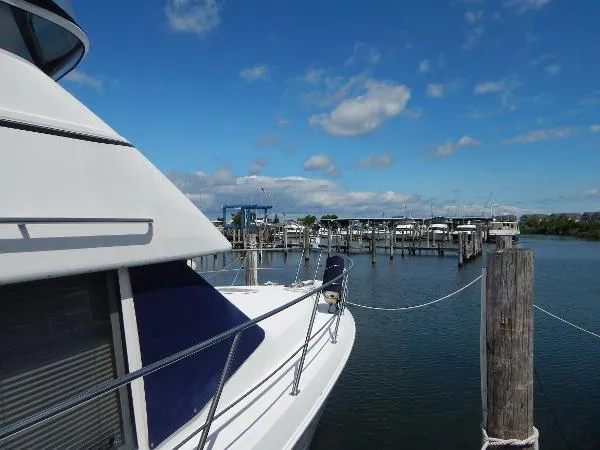 Slide: The Image of Carver Yachts 400 Cockpit Motor Yacht 1997 - 6