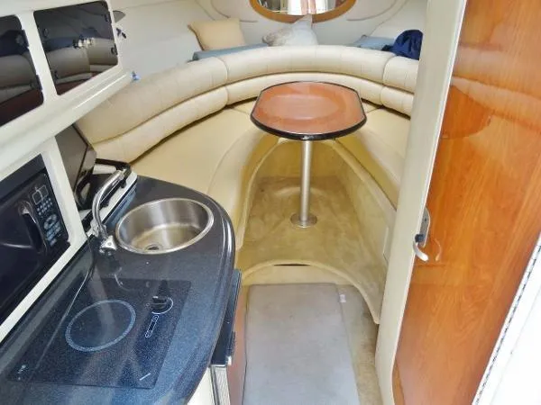 Slide: The Image of Monterey 270 Cruiser 2005 - 10