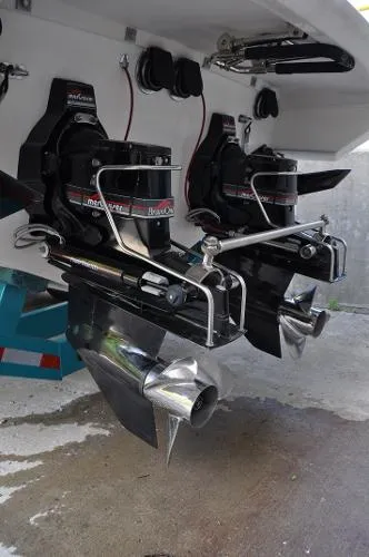 Slide: The Image of Wellcraft 38 SCARAB THUNDER 1994 - 10