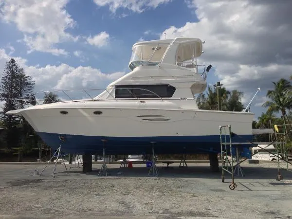 Slide: The Image of Silverton 42 Convertible 2003 - 3