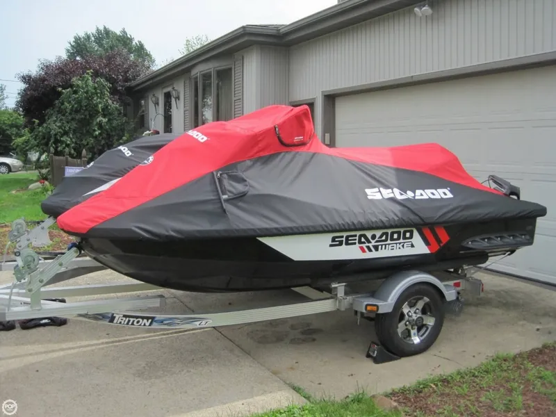 Slide: The Image of Sea-Doo (2) PWC (Pair) 2013 - 6