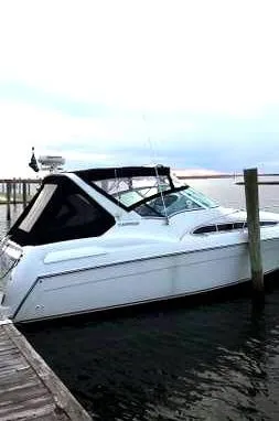 Slide: The Image of Carver Yachts 310 Mid Cabin Express 1995 - 5