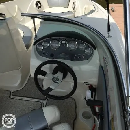 Slide: The Image of Sea Ray 195 Sport 2008 - 1