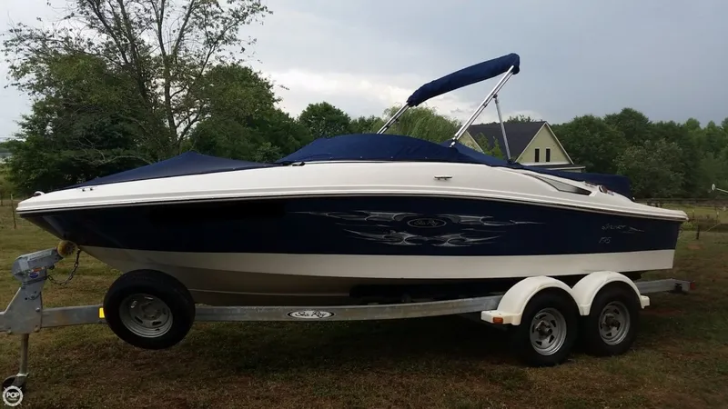 Slide: The Image of Sea Ray 195 Sport 2008 - 3