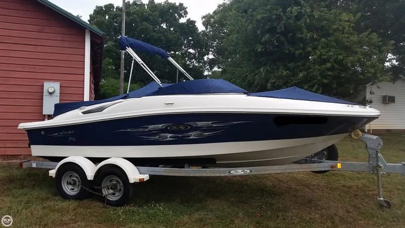Slide: The Image of Sea Ray 195 Sport 2008 - 8