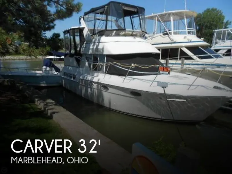 Slide: The Image of Carver Yachts 325 Aft Cabin MY 1998 - 0