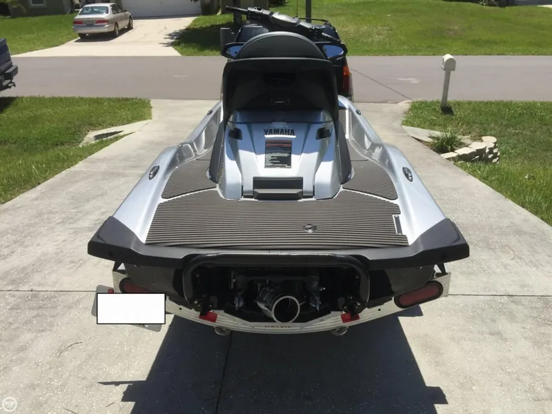 Slide: The Image of Yamaha Waverunner FX Cruiser SHO 2015 - 7