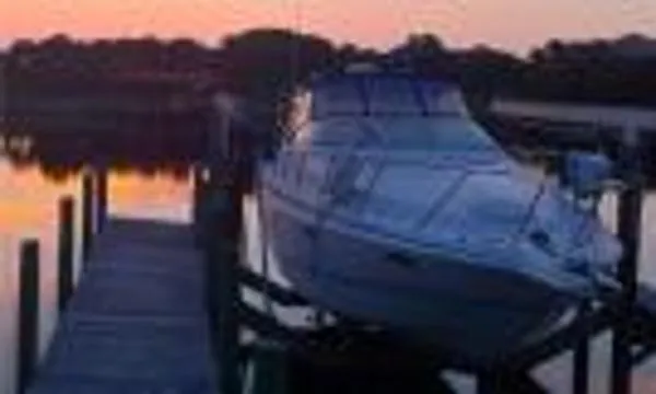 Slide: The Image of Chris-Craft Crowne 1997 - 3