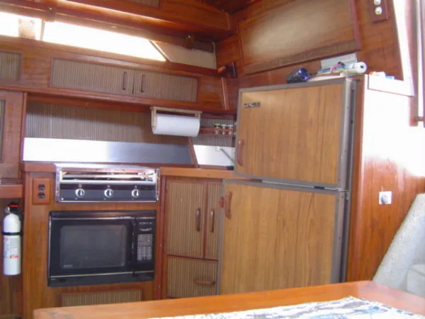 Slide: The Image of Sea Ray Express Cruiser Express Cruiser Diesel 1983 - 2