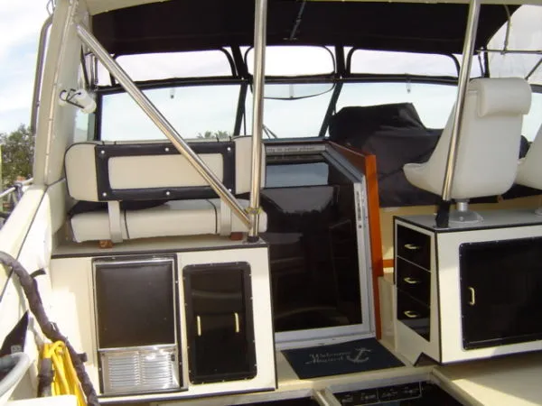 Slide: The Image of Sea Ray Express Cruiser Express Cruiser Diesel 1983 - 9