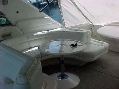 Slide: The Image of Sea Ray 630 Super Sun Sport 1999 - 10
