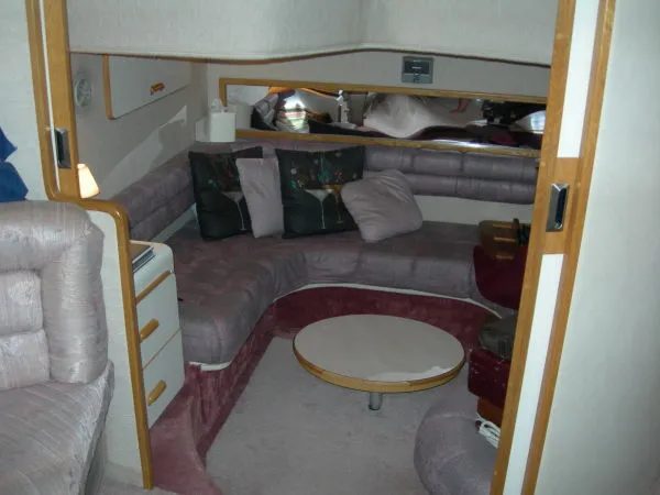 Slide: The Image of Sea Ray Sundancer 1990 - 6