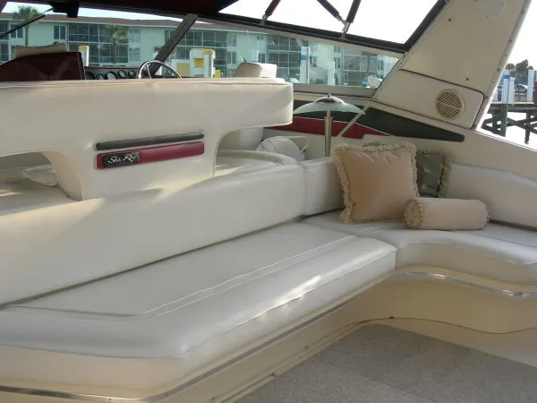 Slide: The Image of Sea Ray Sundancer 1990 - 9