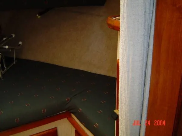 Slide: The Image of Bayliner 3270 MOTOR YACHT 1985 - 1
