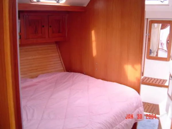 Slide: The Image of Catalina 42 1993 - 2