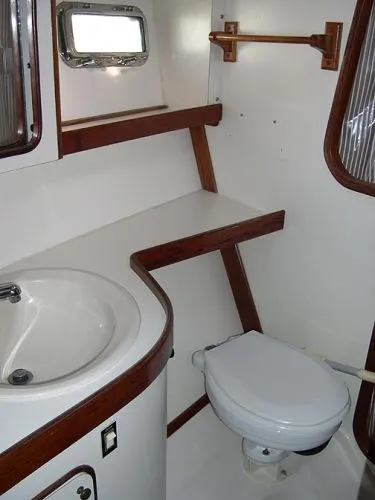 Slide: The Image of Gulfstar Sailmaster Aft Cockpit 1981 - 5