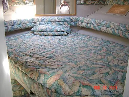 Slide: The Image of Sea Ray 370 Sundancer 1994 - 1