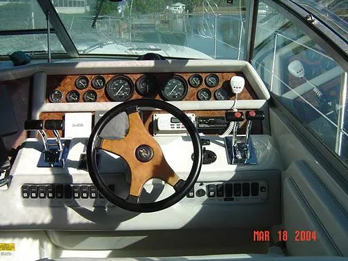 Slide: The Image of Sea Ray 370 Sundancer 1994 - 4