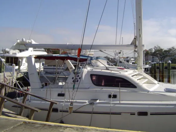 Slide: The Image of Robertson & Caine Leopard Cata Owners Edition 1999 - 7
