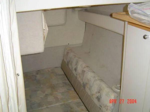 Slide: The Image of Bayliner 2855 Ciera Sunbridge 1998 - 3