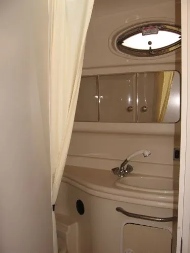 Slide: The Image of Sea Ray 34 DA Sundancer 340 2003 - 8