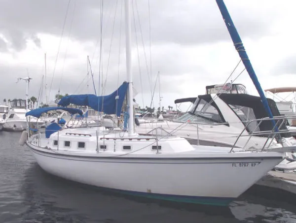 Slide: The Image of Allmand Tri Cabin Sloop 1984 - 0