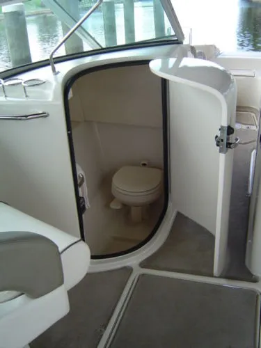 Slide: The Image of Sea Ray 270 Sundeck 2006 - 10