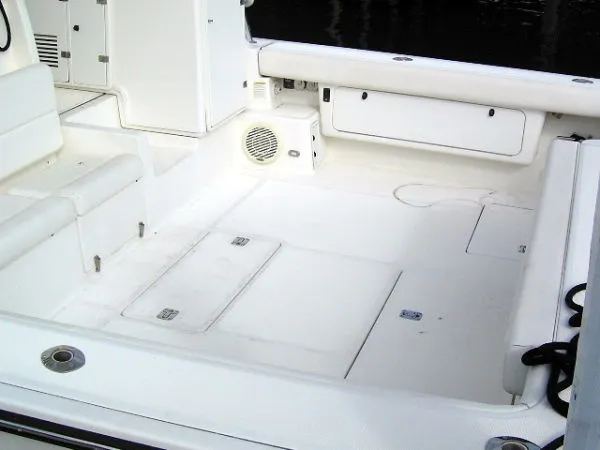 Slide: The Image of Tiara 4300 Open 1999 - 4
