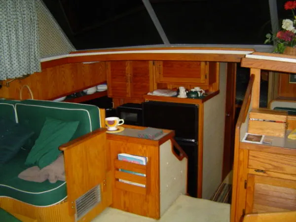 Slide: The Image of Silverton AFT CABIN 1985 - 7
