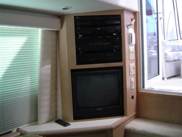Slide: The Image of Hatteras 50 Stabilized Sport Deck 1996 - 8
