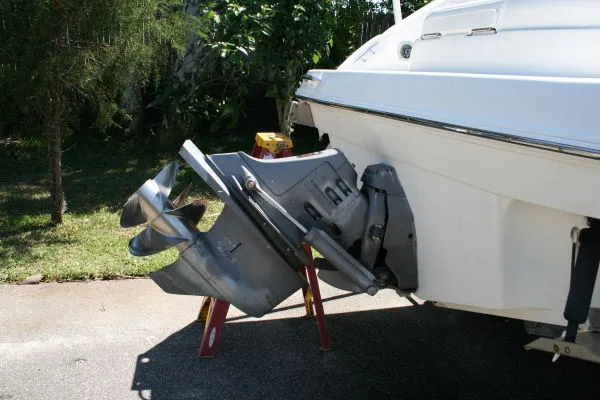Slide: The Image of Wellcraft 270 Coastal Walk Around w/Trailer 2001 - 1
