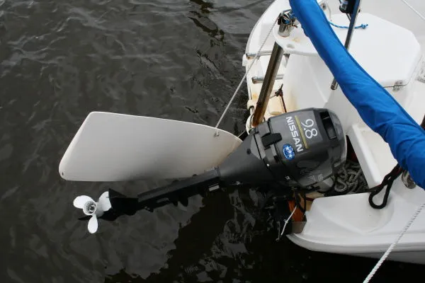 Slide: The Image of Hunter 260 Sloop 2005 - 1