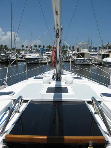 Slide: The Image of Hunter Sloop 2000 - 11
