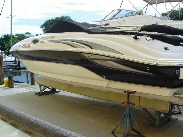 Slide: The Image of Sea Ray 240 Sundeck Bowrider 2003 - 10