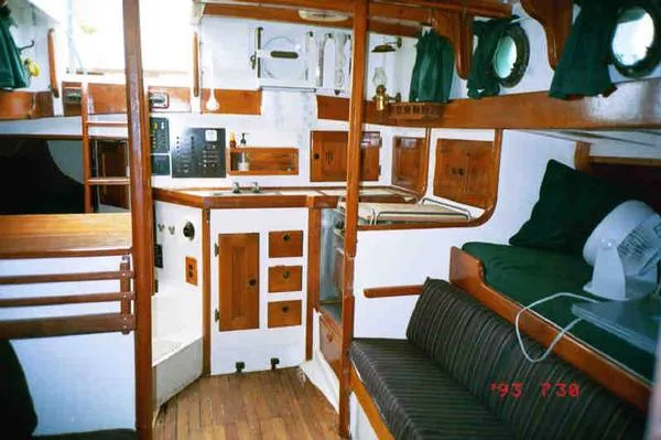 Slide: The Image of Sam Morse Company Bristol Channel Cutter 1981 - 4