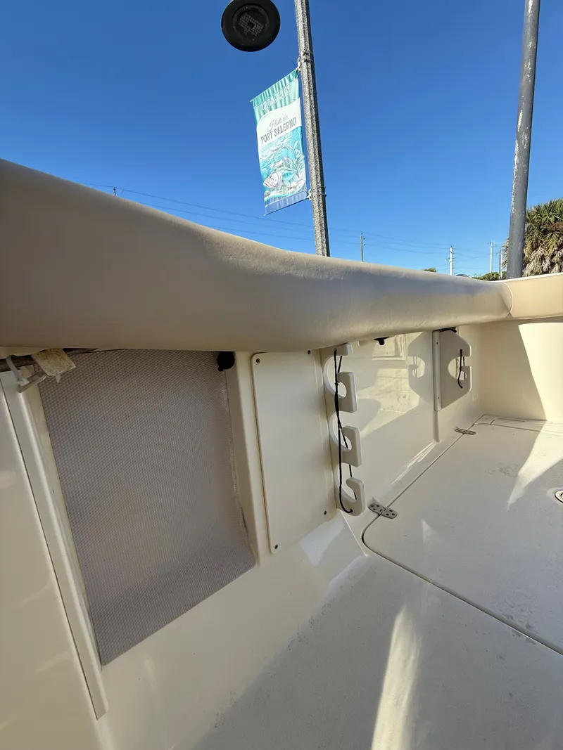 Slide: The Image of Scout 275 LXF 2014 - 7