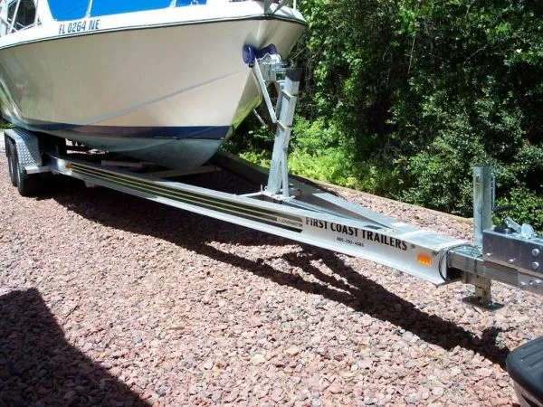 Slide: The Image of Chris-Craft 251 Catalina 1981 - 4