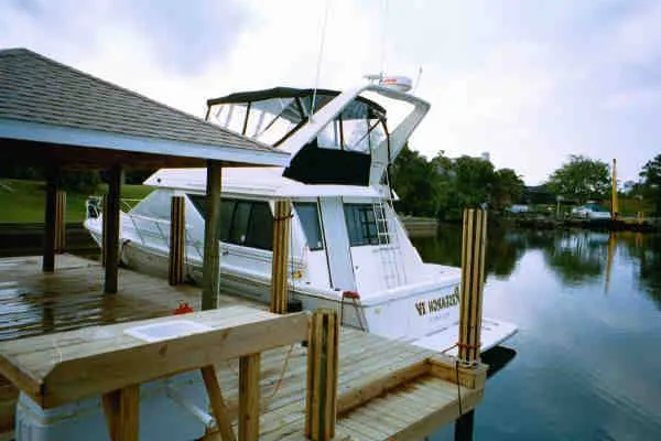 Slide: The Image of Bayliner 3988 MOTOR YACHT 1997 - 6