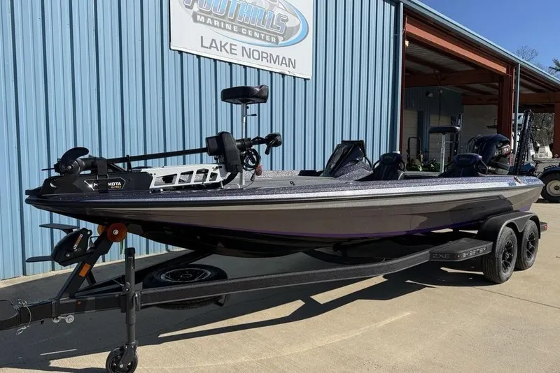 Slide: The Image of 2026 Skeeter ZXE21 boat on trailer at South Hills Marine Center, Lake Norman. - 4