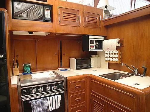 Slide: The Image of Camarque Motor Yacht 1989 - 1
