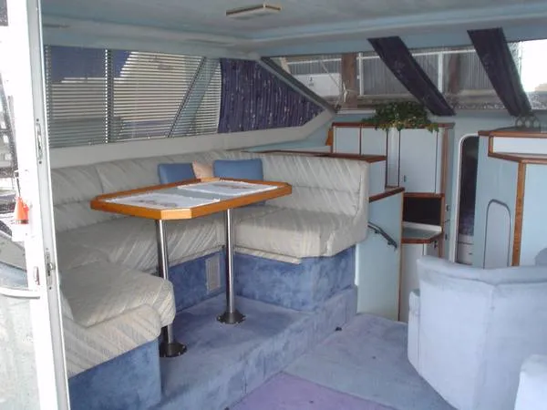 Slide: The Image of Sea Ray 345 Sedan Bridge 1988 - 2