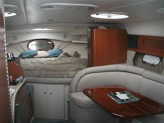 Slide: The Image of Four Winns 328 Vista Cruiser 2003 - 1