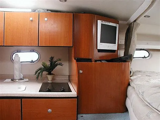 Slide: The Image of Four Winns 328 Vista Cruiser 2003 - 4