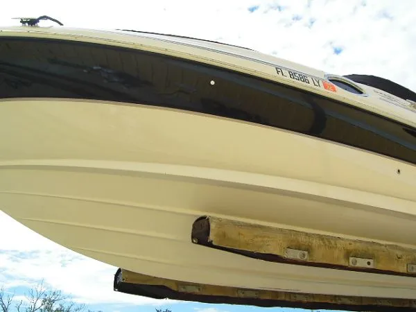 Slide: The Image of Sea Ray 240 Sundeck Bowrider 2003 - 9