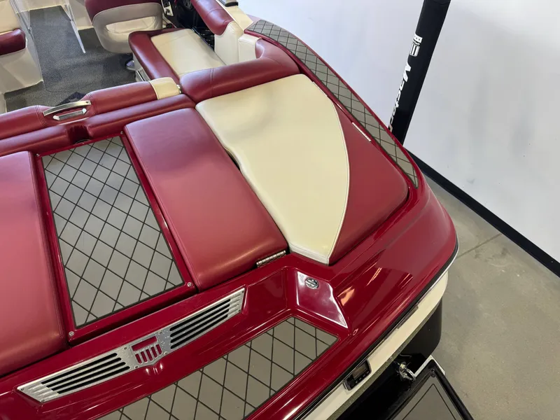 Slide: The Image of MasterCraft X30 2015 - 11