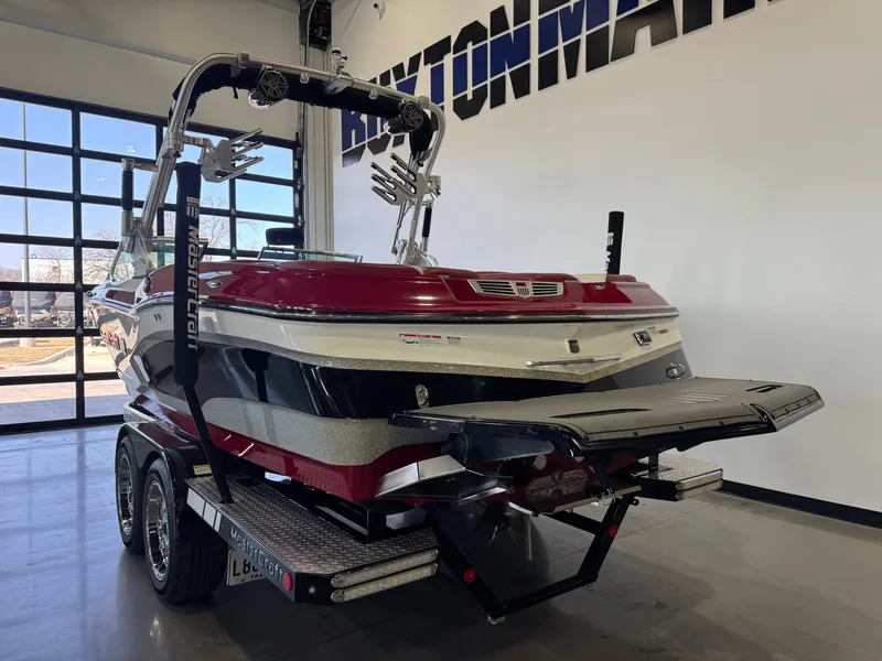 Slide: The Image of MasterCraft X30 2015 - 5