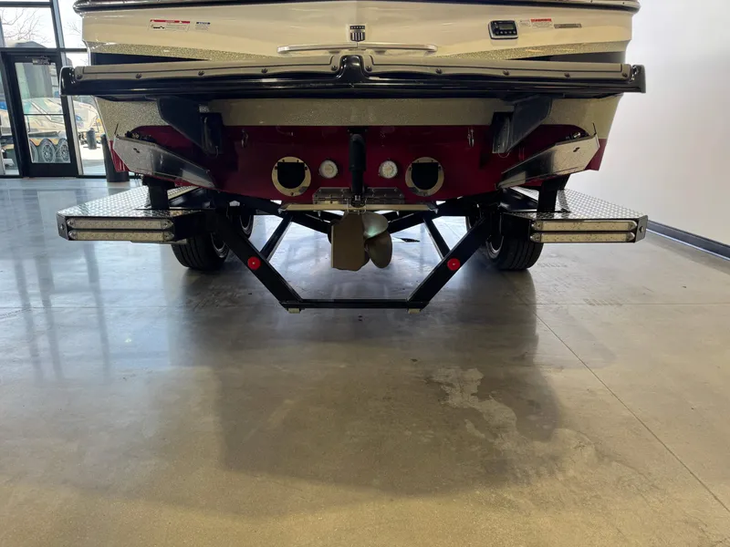 Slide: The Image of MasterCraft X30 2015 - 7