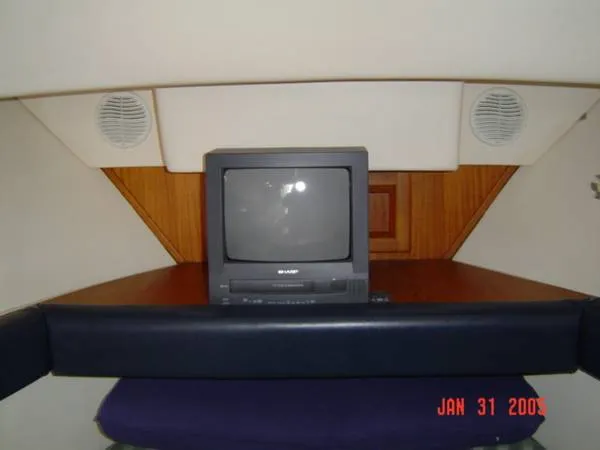 Slide: The Image of Mainship Pilot 1999 - 2